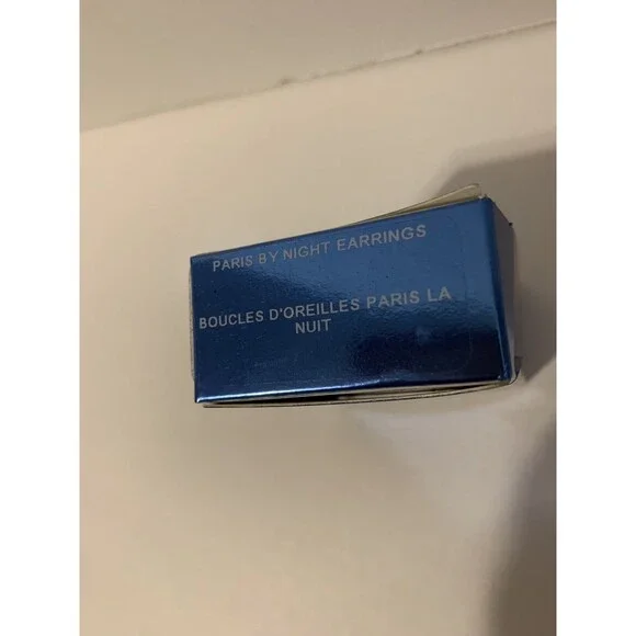 Avon Paris by Night Pierced Earrings Silver Tone Original Box 2008 - Picture 3 of 6